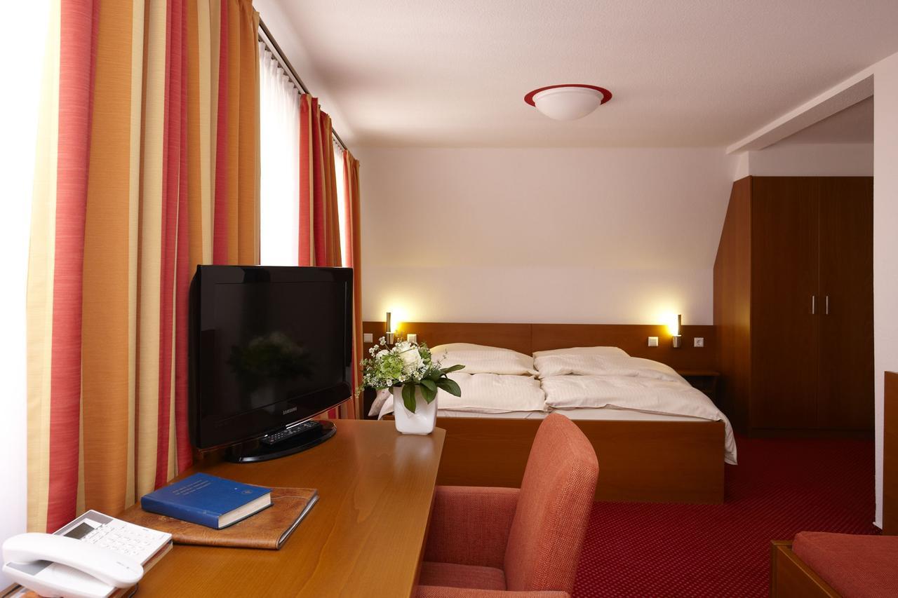 Brauereigasthof-Hotel Roter Ochsen Ellwangen Luaran gambar